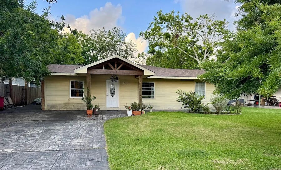Property photo for 1022 W 10th Street, Freeport, TX
