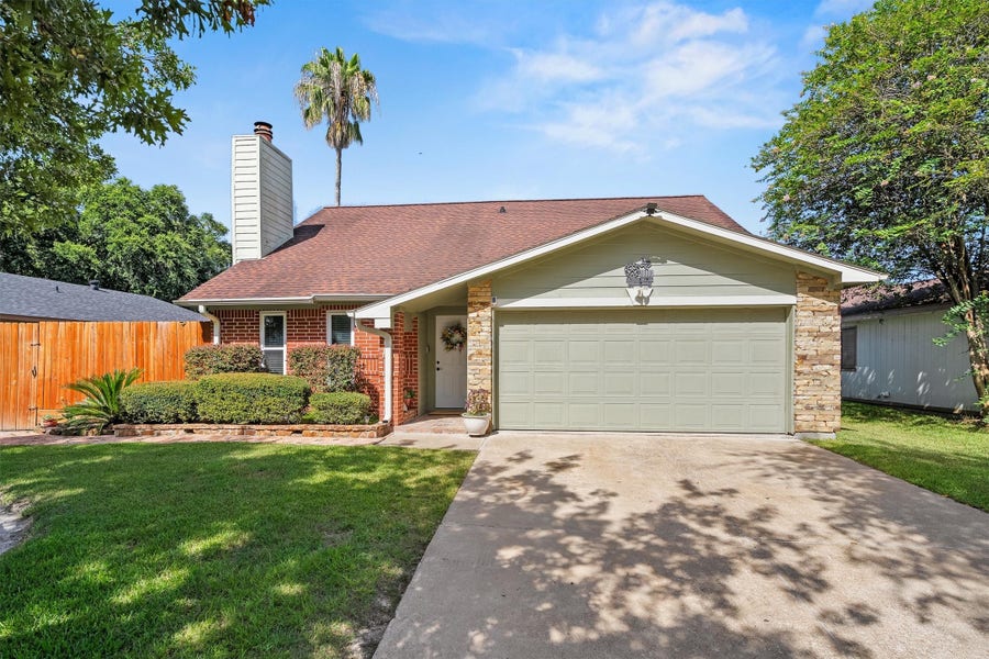 Property photo for 10806 Heather Hill Drive, Houston, TX