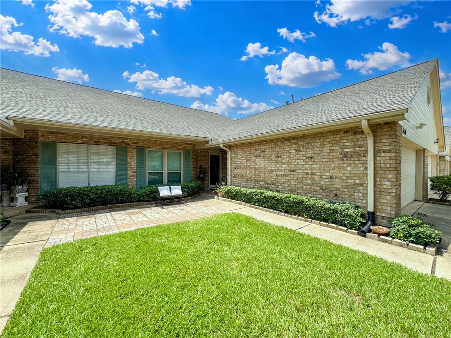 Property photo for 3530 Teakwood Lane, Pearland, TX