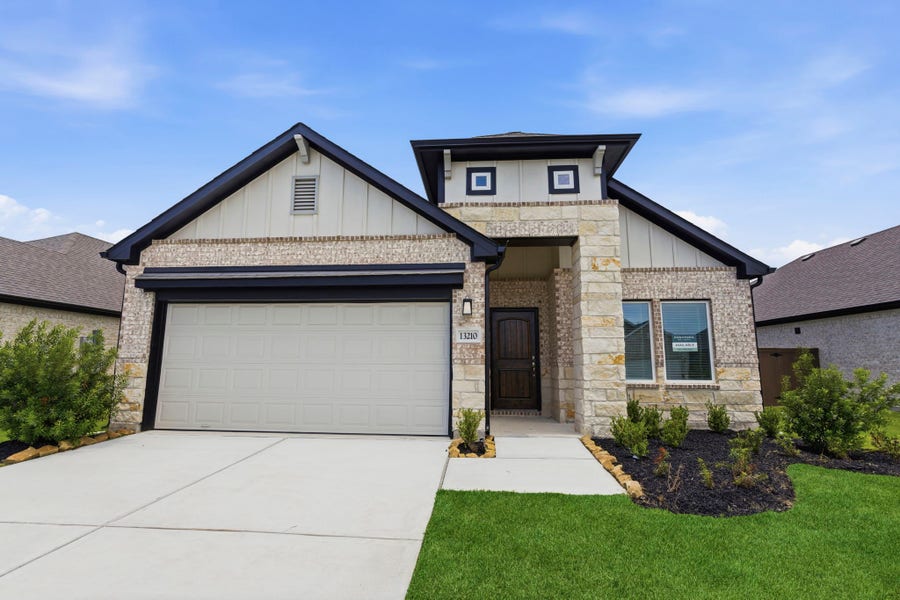Property photo for 13318 Hayden Peak Drive, Iowa Colony, TX