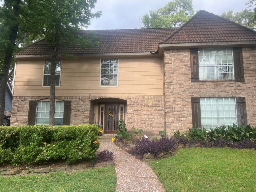 Property photo for 3303 Knoll Manor Drive, Houston, TX