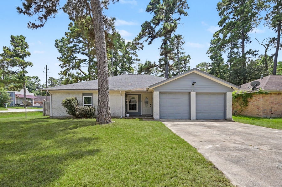 Property photo for 3203 Dawnwood Drive, Spring, TX