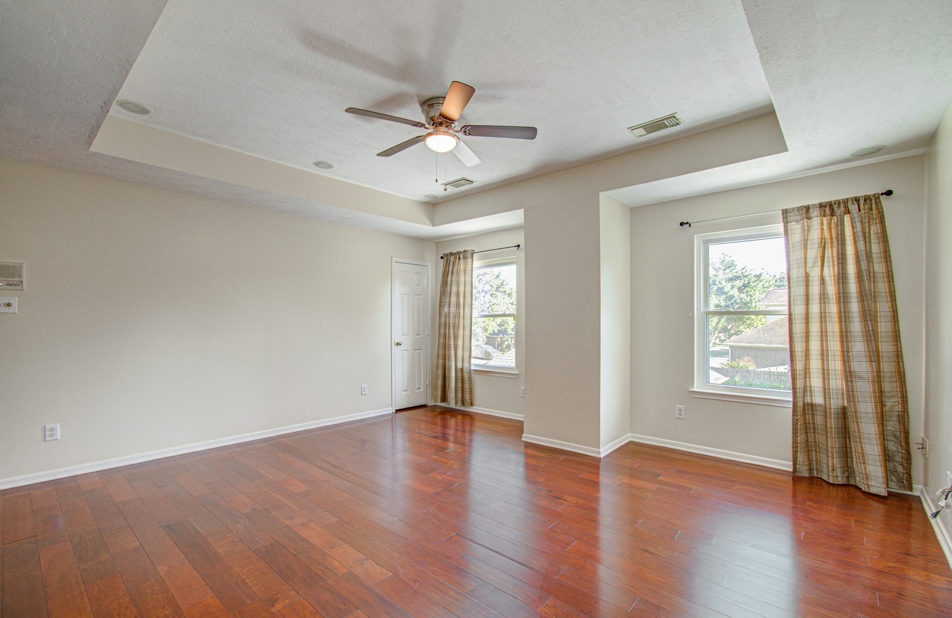 103 Esplanade Place, Stafford, TX 77477