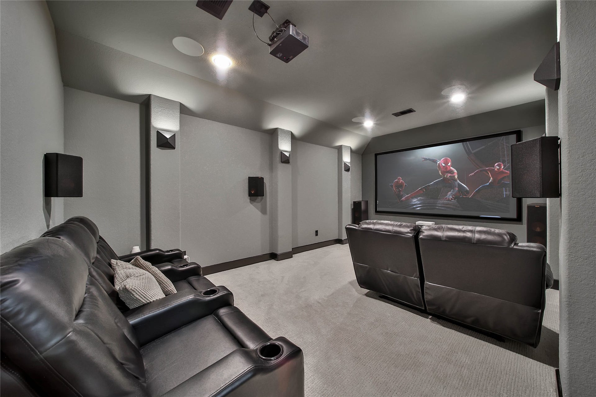 142 Pronghorn Place, Montgomery, TX 77316 Media room screen and ceiling speakers stay.