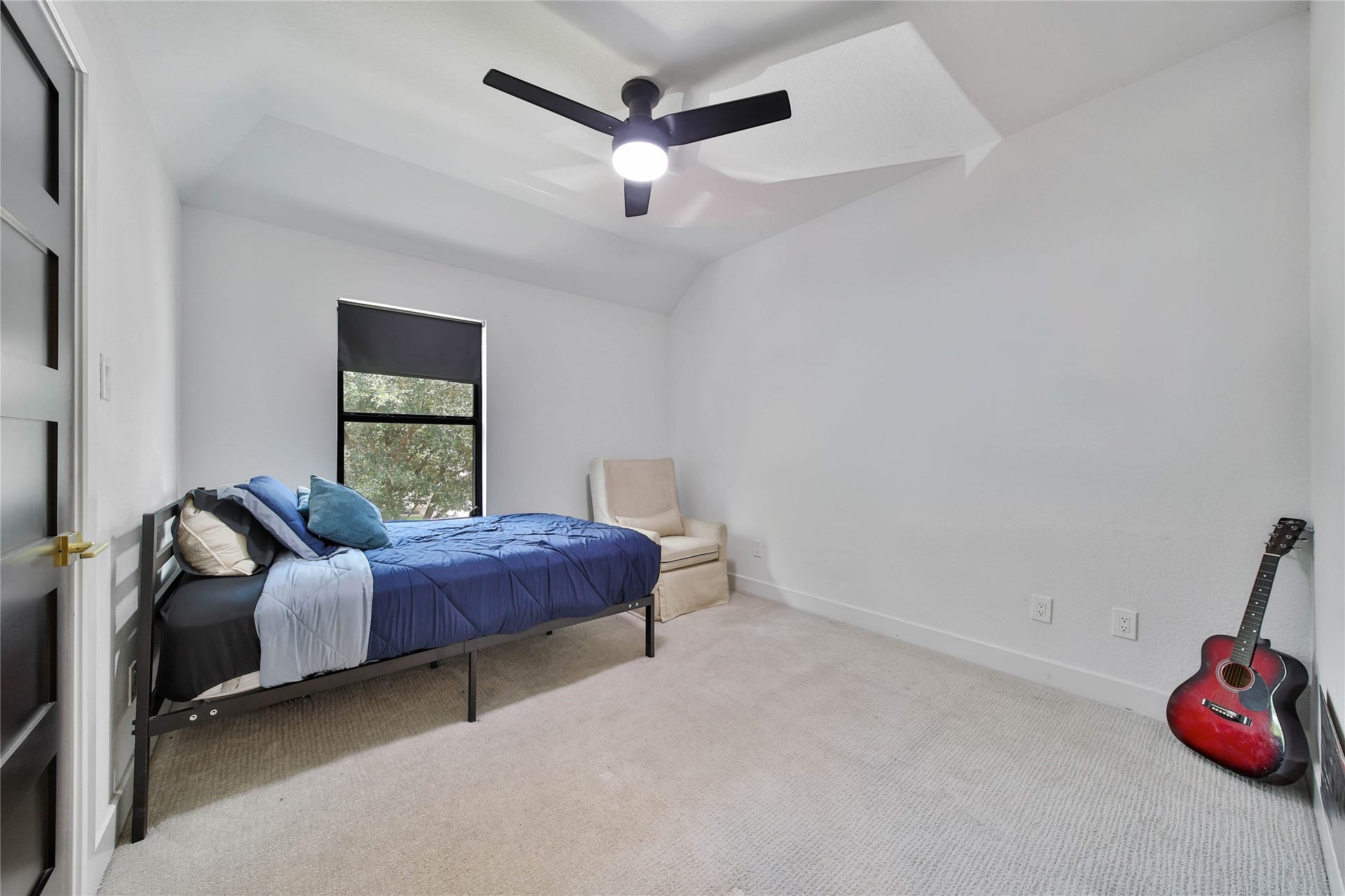 142 Pronghorn Place, Montgomery, TX 77316 Upstairs bedroom #2 has walk-in closet and walk-through to attic access, which is decked.