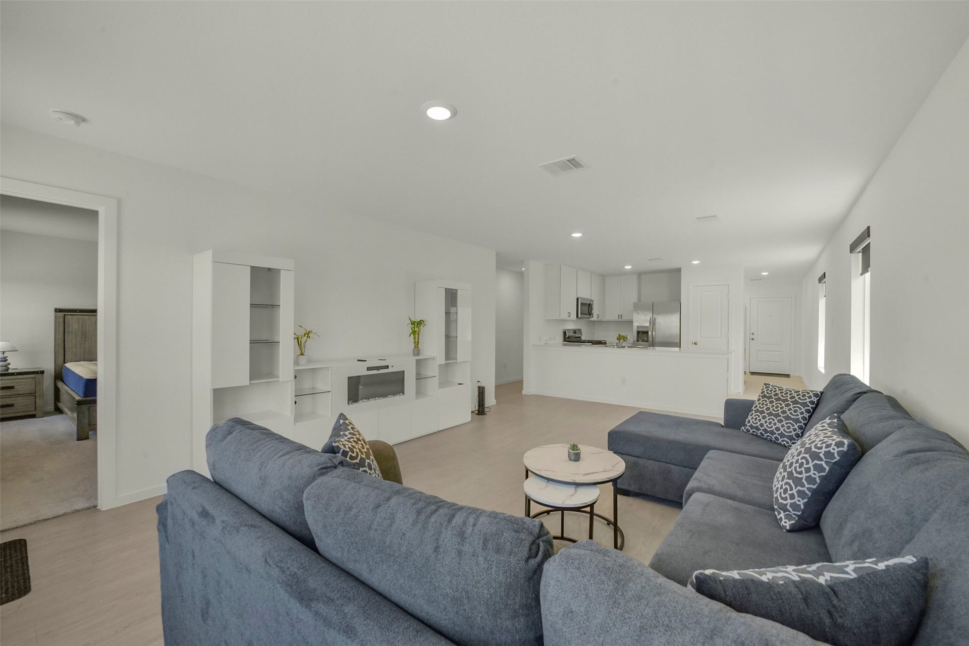 911 Lago Laceno Lane, Huffman, TX 77336 911 Lago Laceno Lane, Huffman, TX 77336