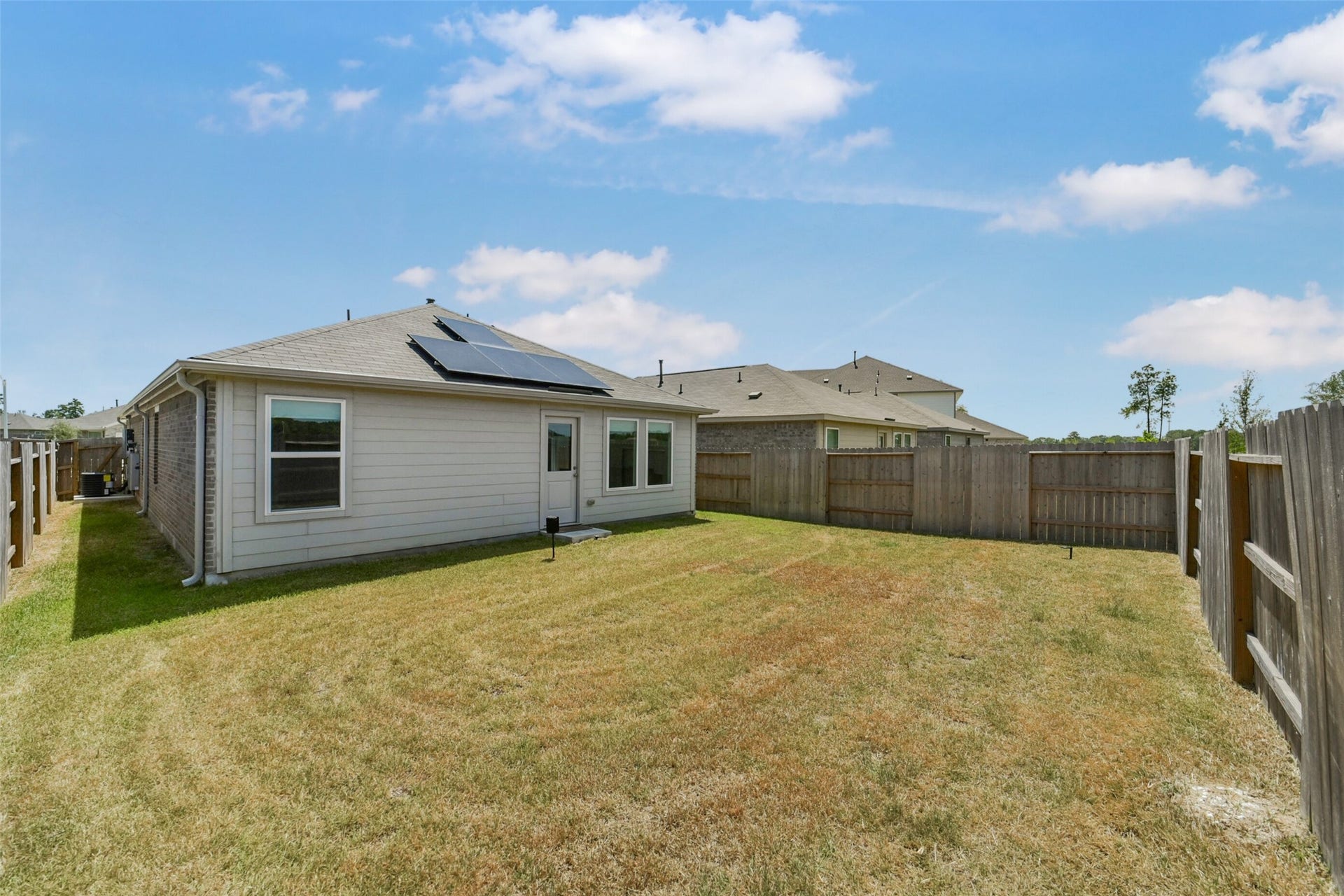 911 Lago Laceno Lane, Huffman, TX 77336 911 Lago Laceno Lane, Huffman, TX 77336
