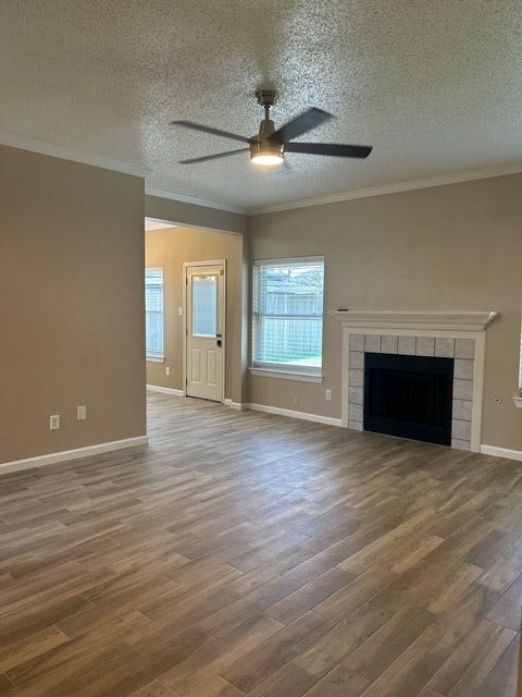 1018 Wentworth Drive, Pearland, TX 77584