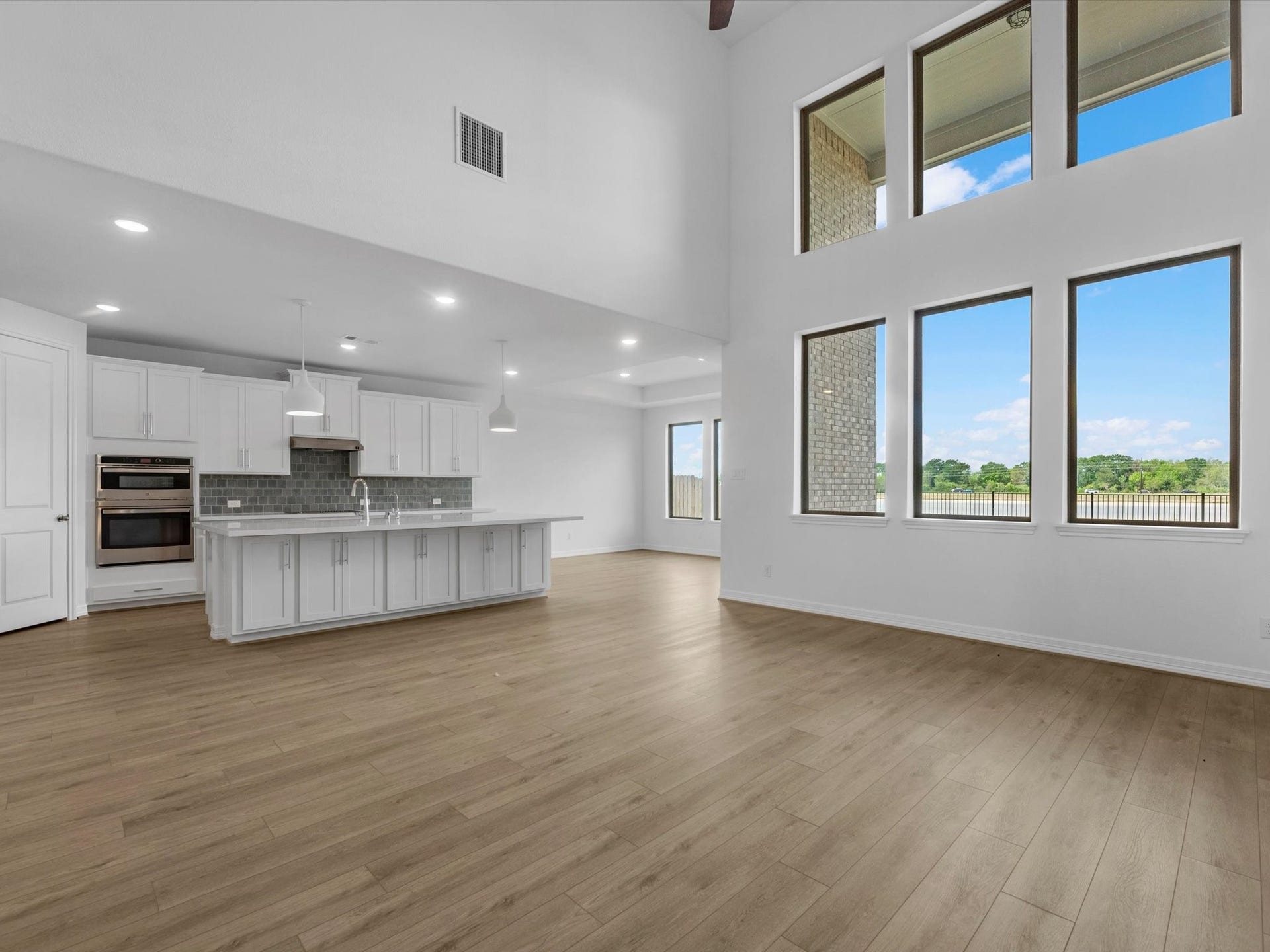 30810 Catlin Creek Drive, Waller, TX 77484 30810 Catlin Creek Drive, Waller, TX 77484