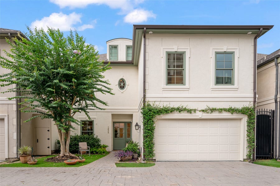 Property photo for 1235 Wynden Oaks Garden Drive, Houston, TX