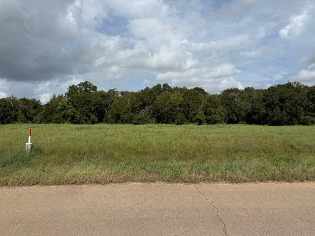 1032 Chuckwagon Trail, Angleton, TX 77515 1032 Chuckwagon Trail, Angleton, TX 77515
