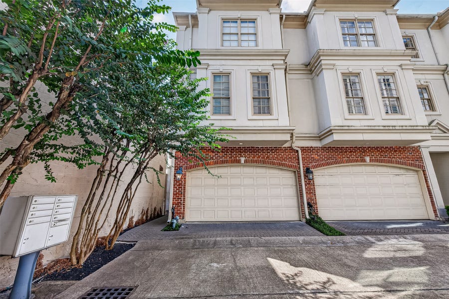 Property photo for 2508 South Boulevard, Houston, TX