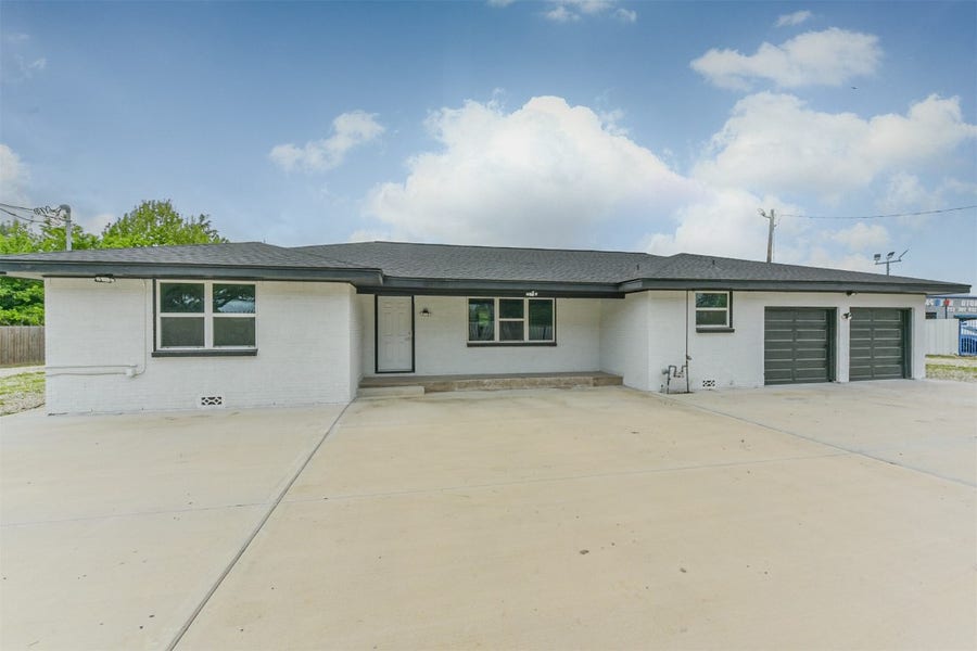 Property photo for 9030 Almeda Genoa Road, Houston, TX