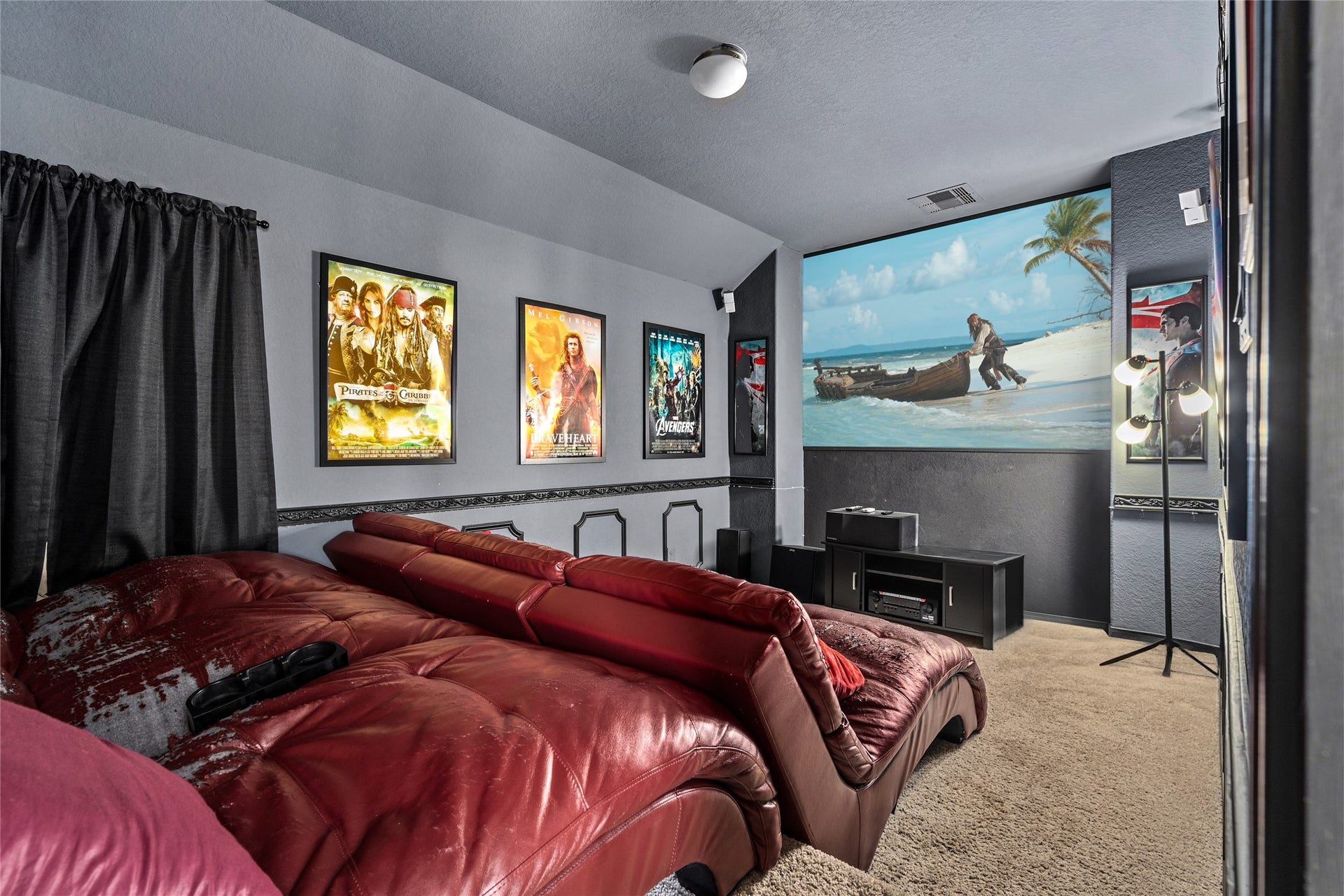 3058 Hawthorne Glen Lane, Dickinson, TX 77539 Upstairs Media Room