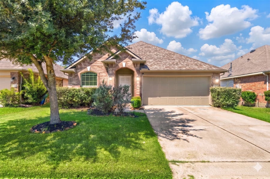 Property photo for 21411 Gable Meadows Lane, Spring, TX