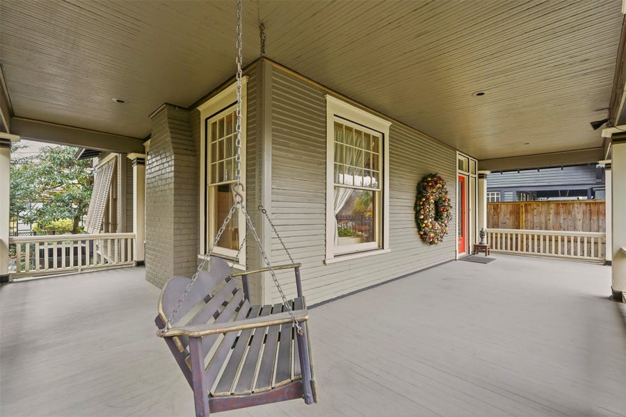 Property photo for 110 Stratford Street, Houston, TX