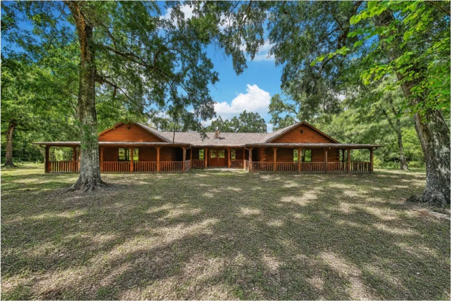Property photo for 28615 Ascot Farms Road, Magnolia, TX