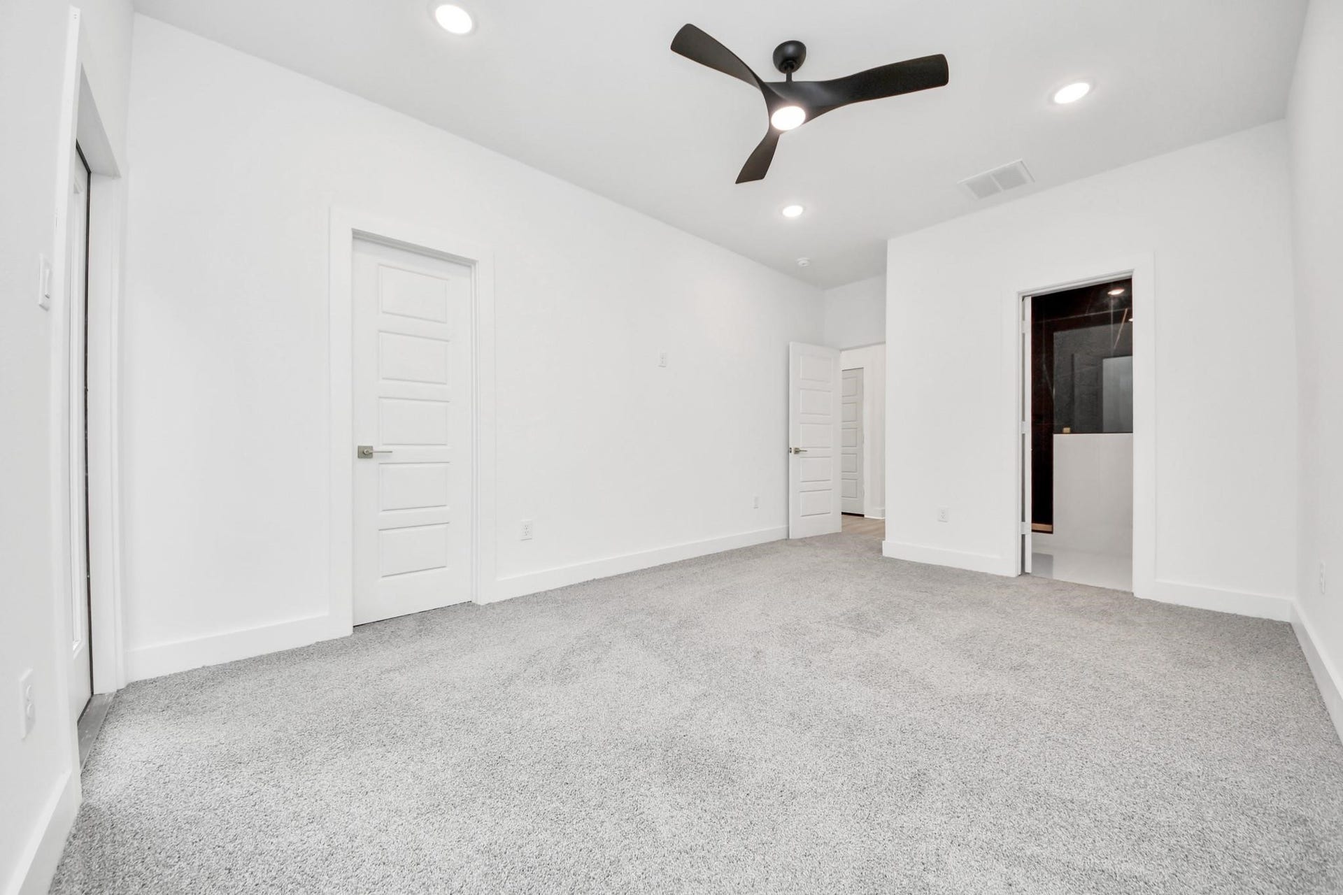 5306 Eastland Street, #A, Houston, TX 77028 5306 Eastland Street, #A, Houston, TX 77028