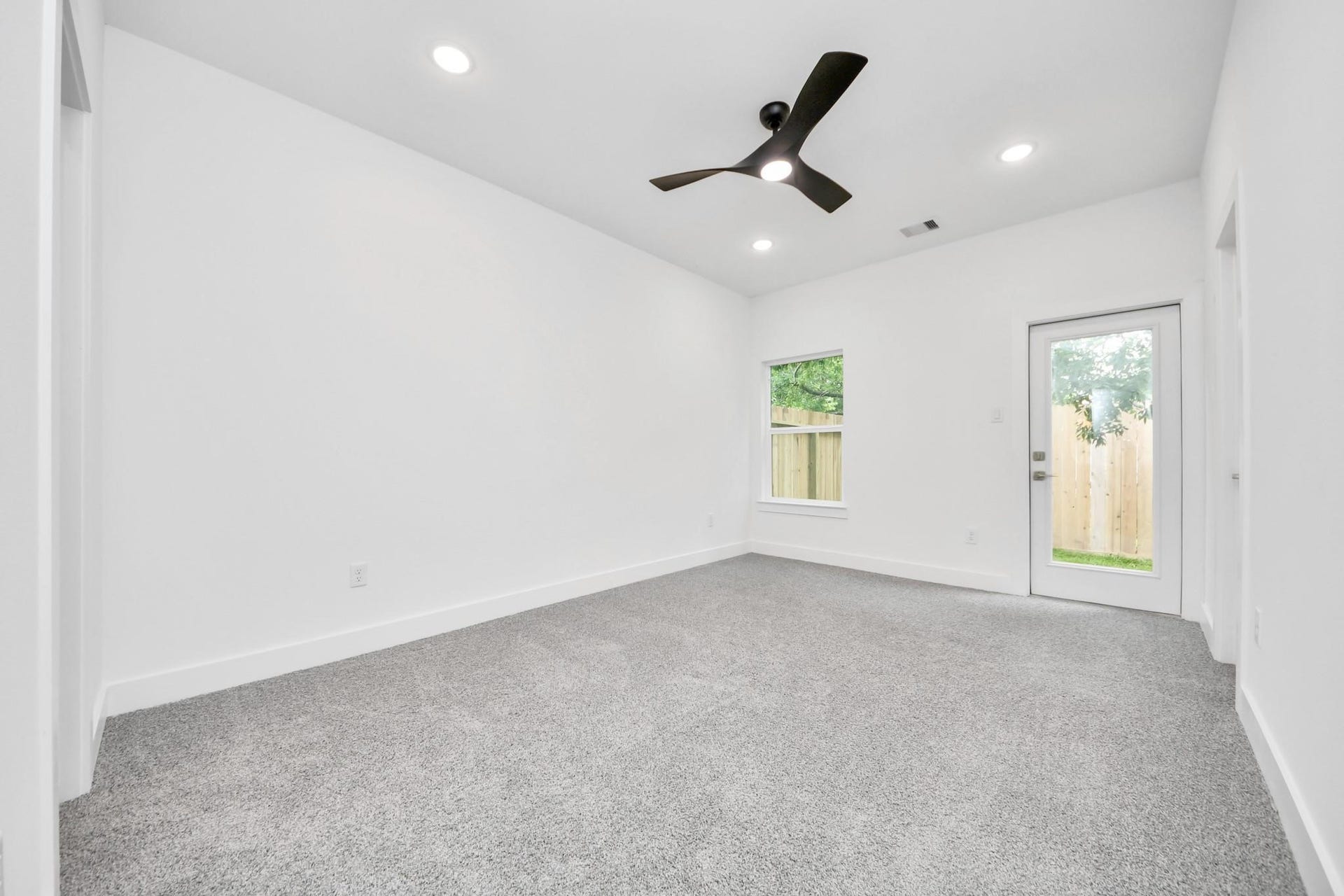 5306 Eastland Street, #A, Houston, TX 77028 5306 Eastland Street, #A, Houston, TX 77028