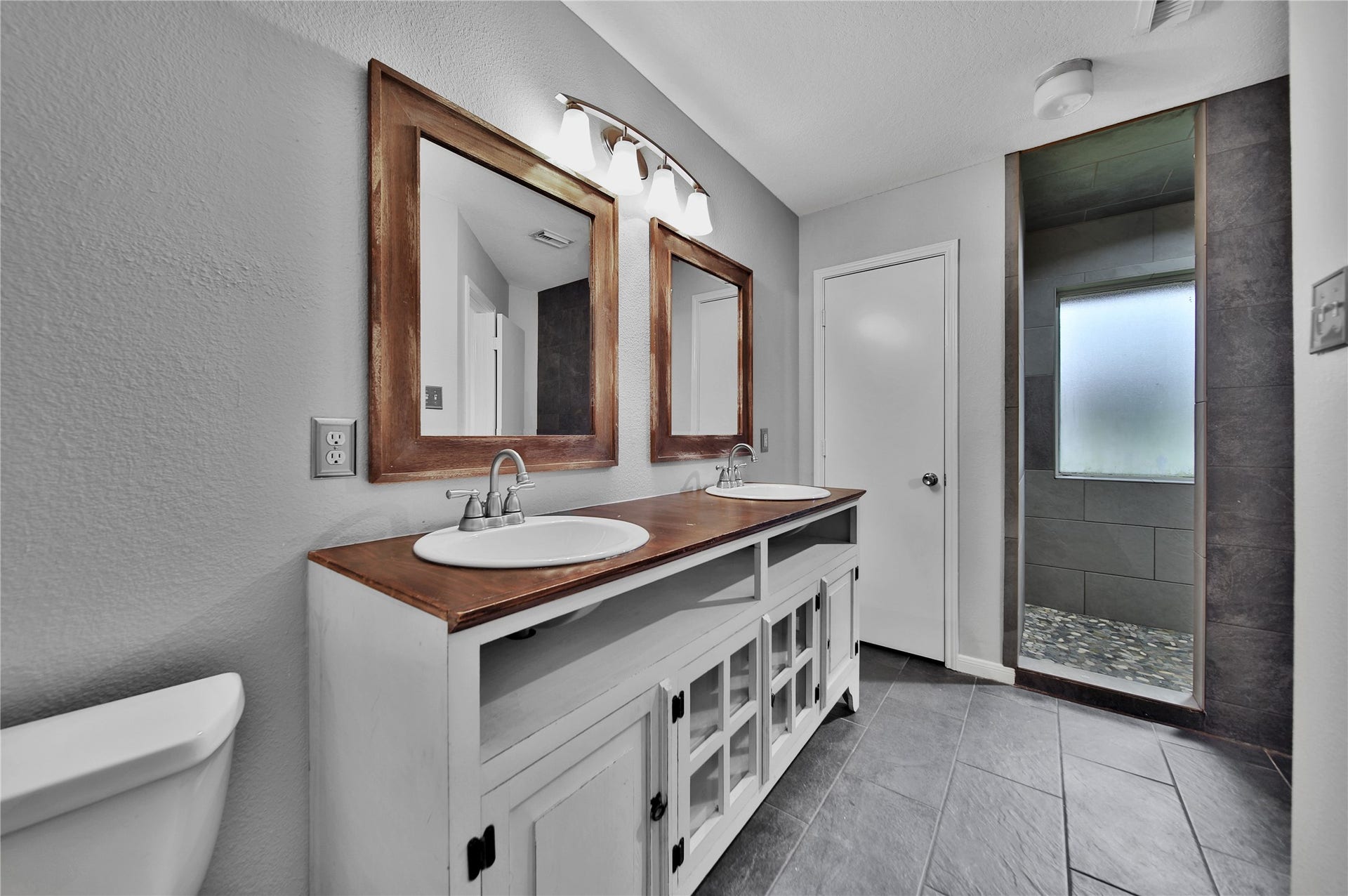2311 Meandering Trail, Houston, TX 77339 2311 Meandering Trail, Houston, TX 77339