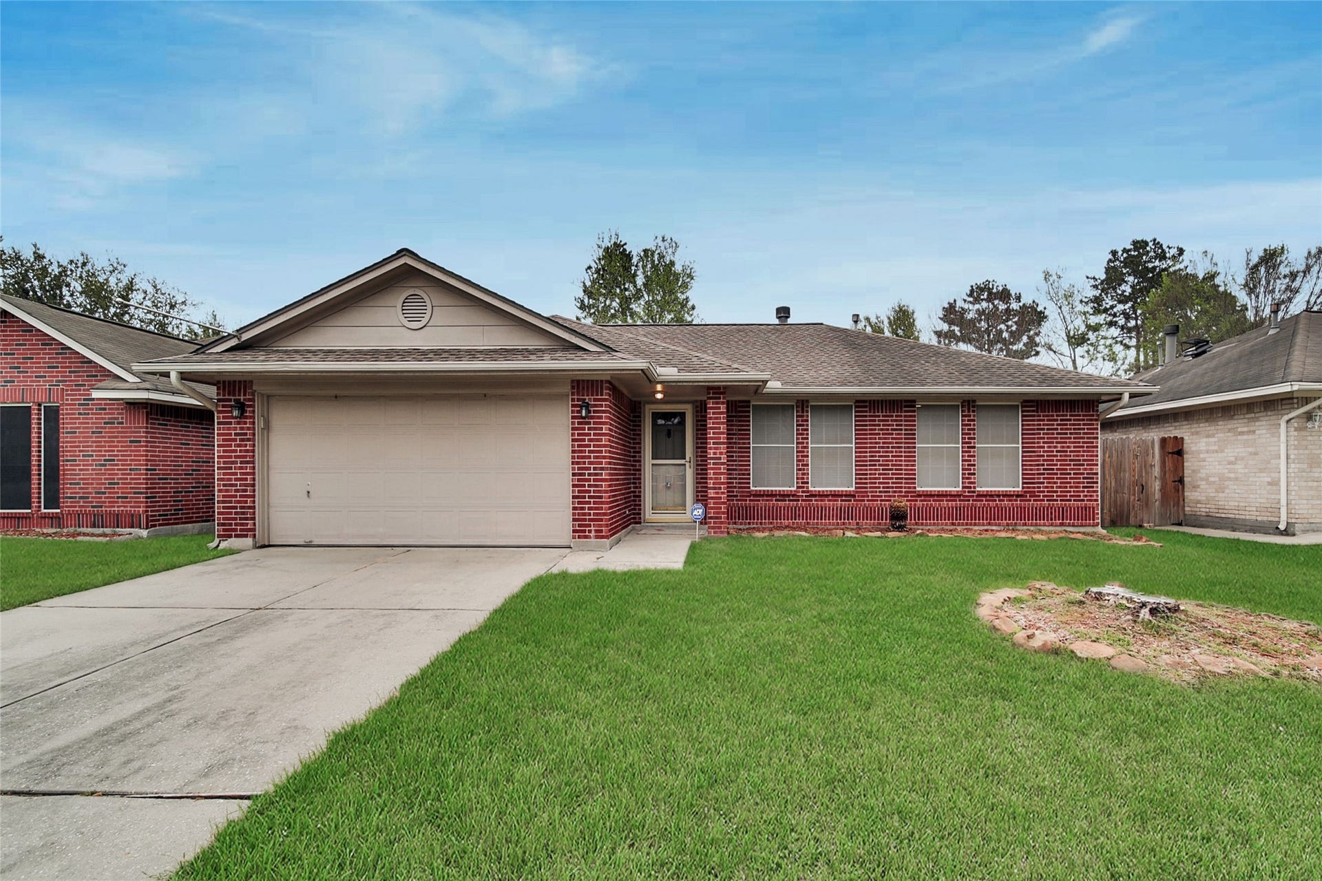 2311 Meandering Trail, Houston, TX 77339 2311 Meandering Trail, Houston, TX 77339