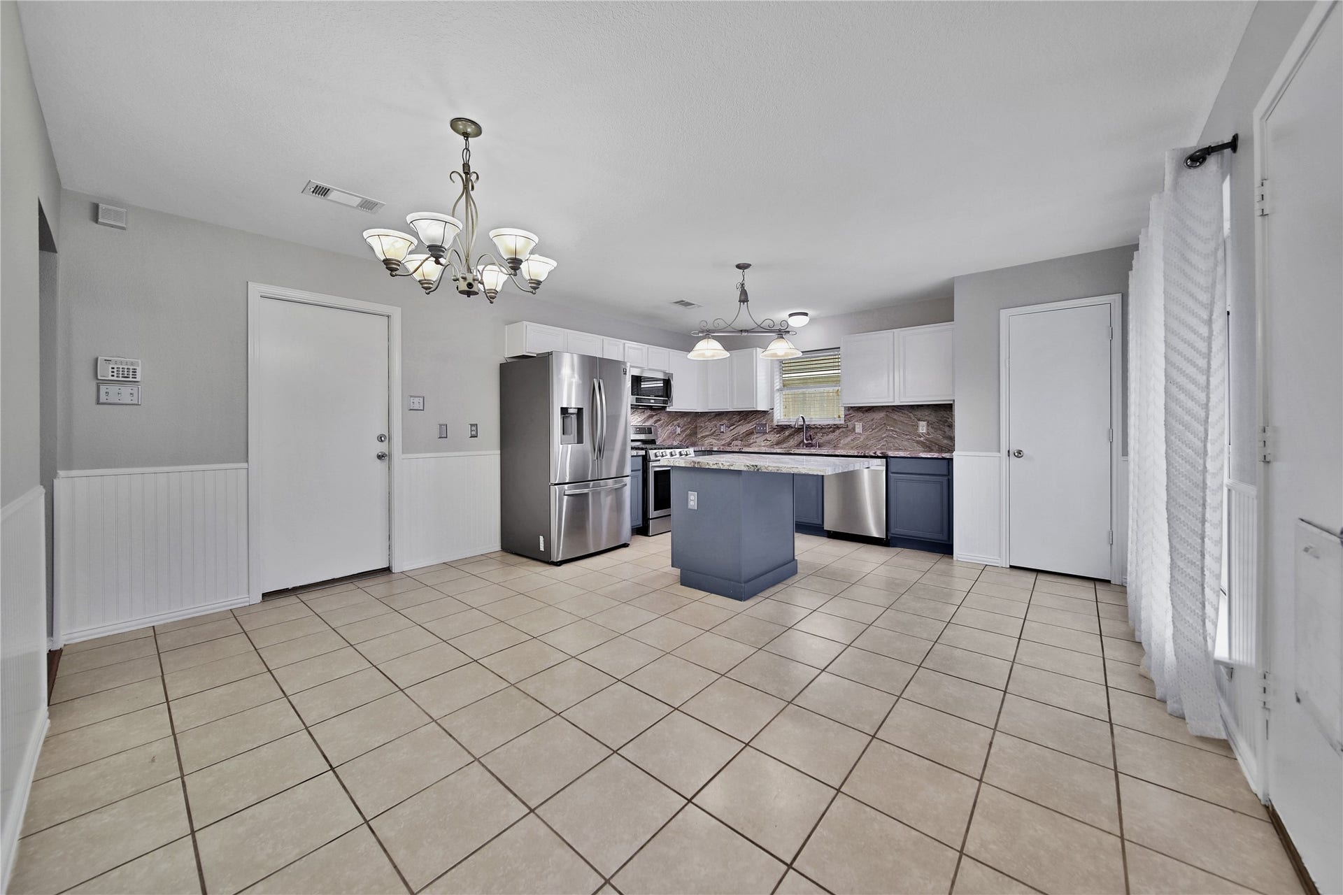 2311 Meandering Trail, Houston, TX 77339 2311 Meandering Trail, Houston, TX 77339