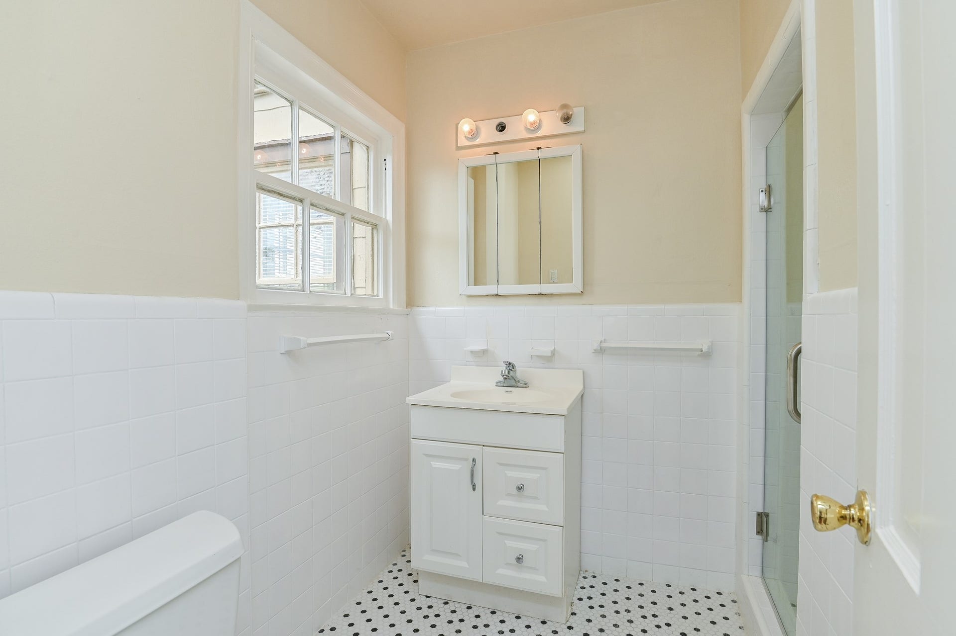 3738 Charleston Street, Houston, TX 77021
