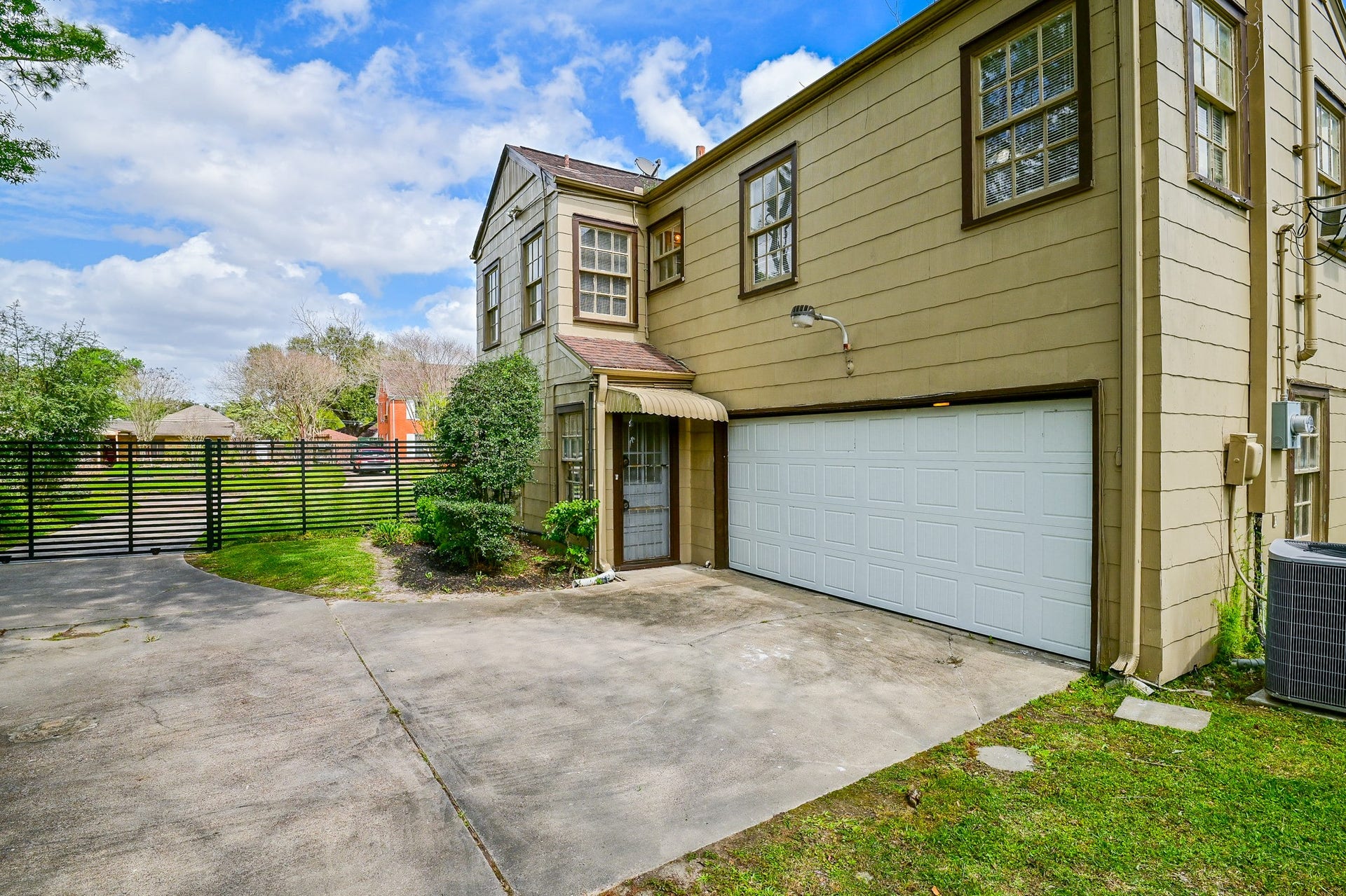 3738 Charleston Street, Houston, TX 77021