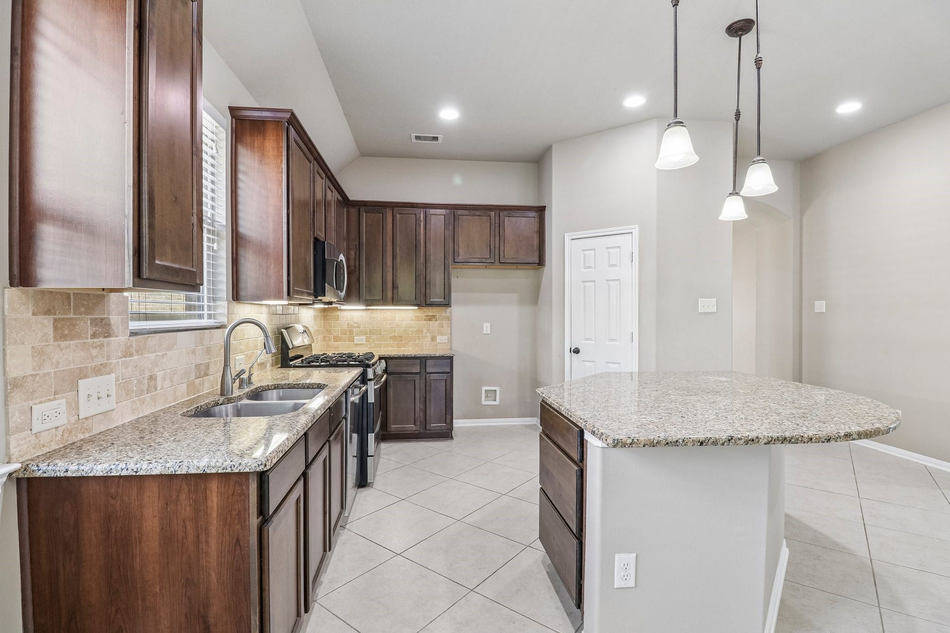 4919 Grand Chateau Lane, Houston, TX 77084