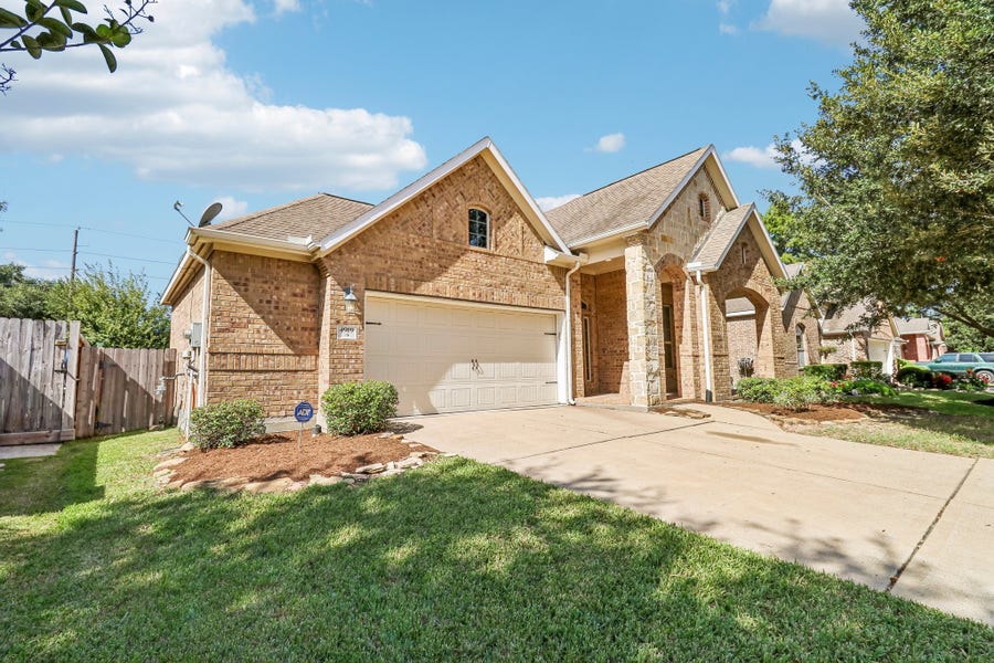 Property photo for 4919 Grand Chateau Lane, Houston, TX