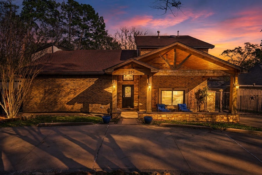 Property photo for 251 Springs Edge Drive, Conroe, TX