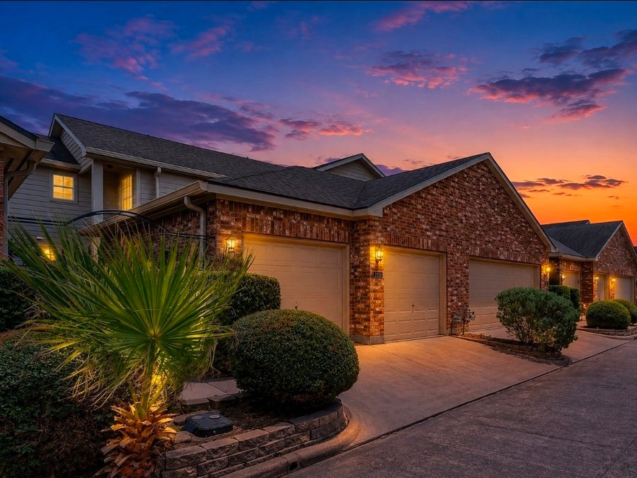 Property photo for 2034 Glencove Drive, Seabrook, TX