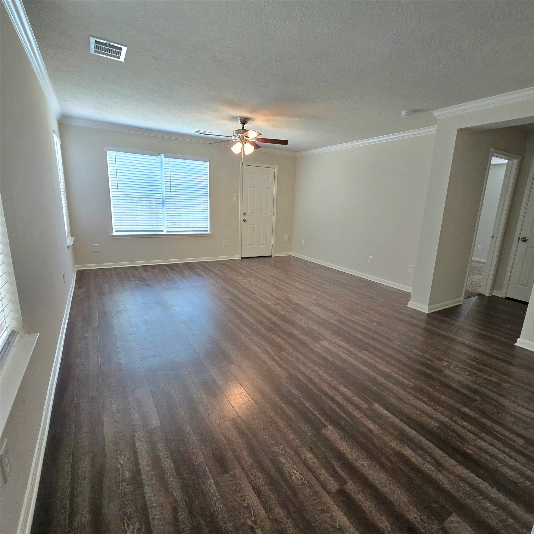 12006 Audubon Hill Court, Houston, TX 77038 Very open and bright living area.