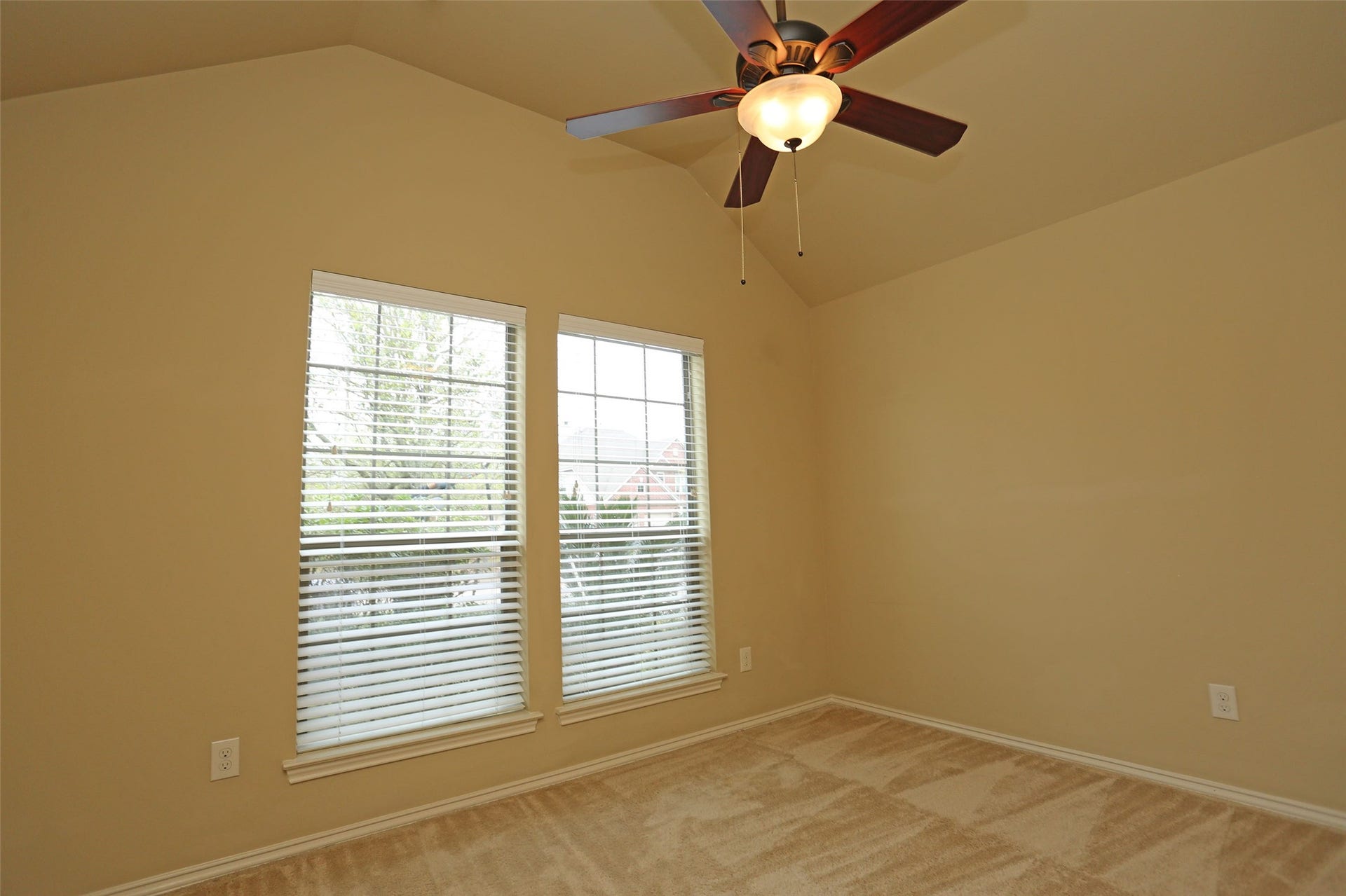 3107 Crystal Cascade Lane, League City, TX 77573 3107 Crystal Cascade Lane, League City, TX 77573