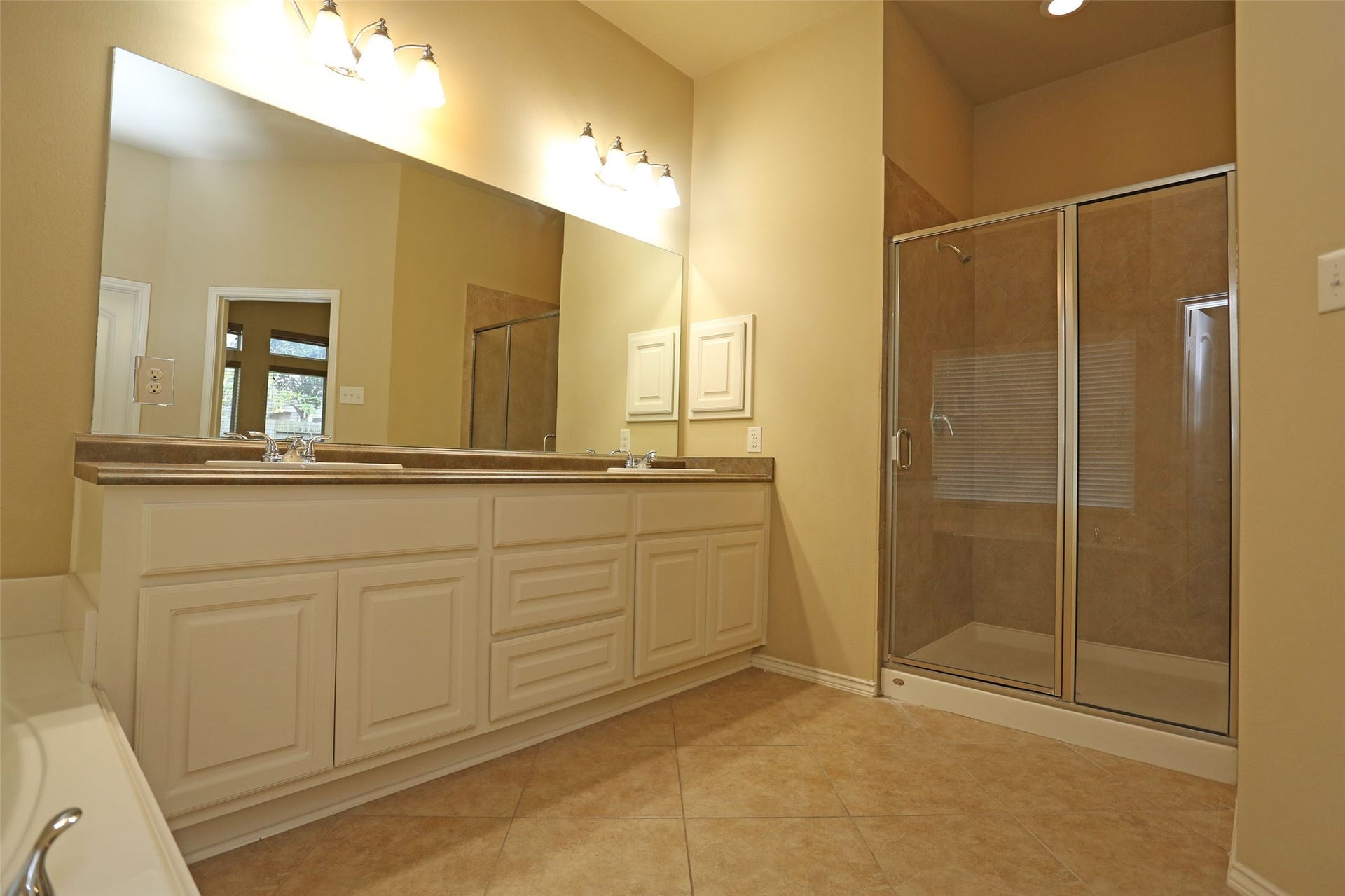 3107 Crystal Cascade Lane, League City, TX 77573 3107 Crystal Cascade Lane, League City, TX 77573