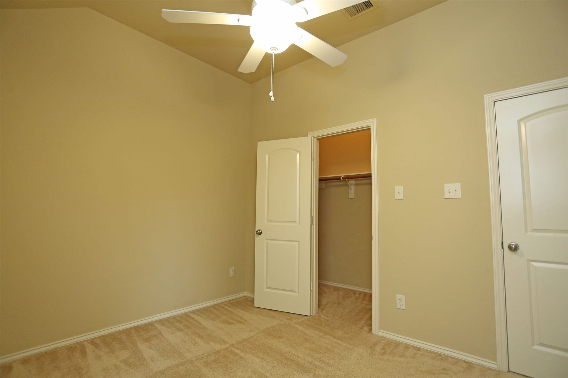 3107 Crystal Cascade Lane, League City, TX 77573 3107 Crystal Cascade Lane, League City, TX 77573