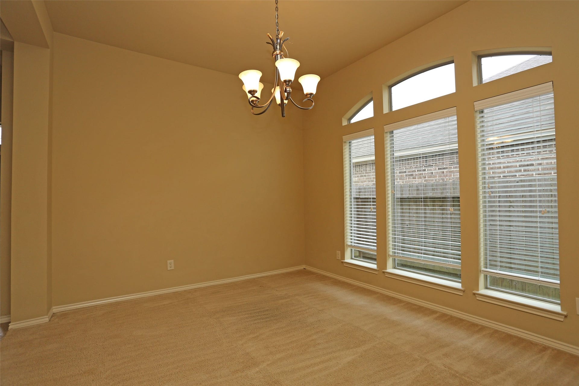 3107 Crystal Cascade Lane, League City, TX 77573 3107 Crystal Cascade Lane, League City, TX 77573