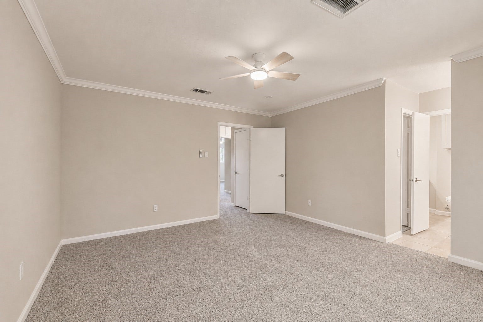 1687 W Sam Houston Parkway S, Houston, TX 77042 Primary Bedroom