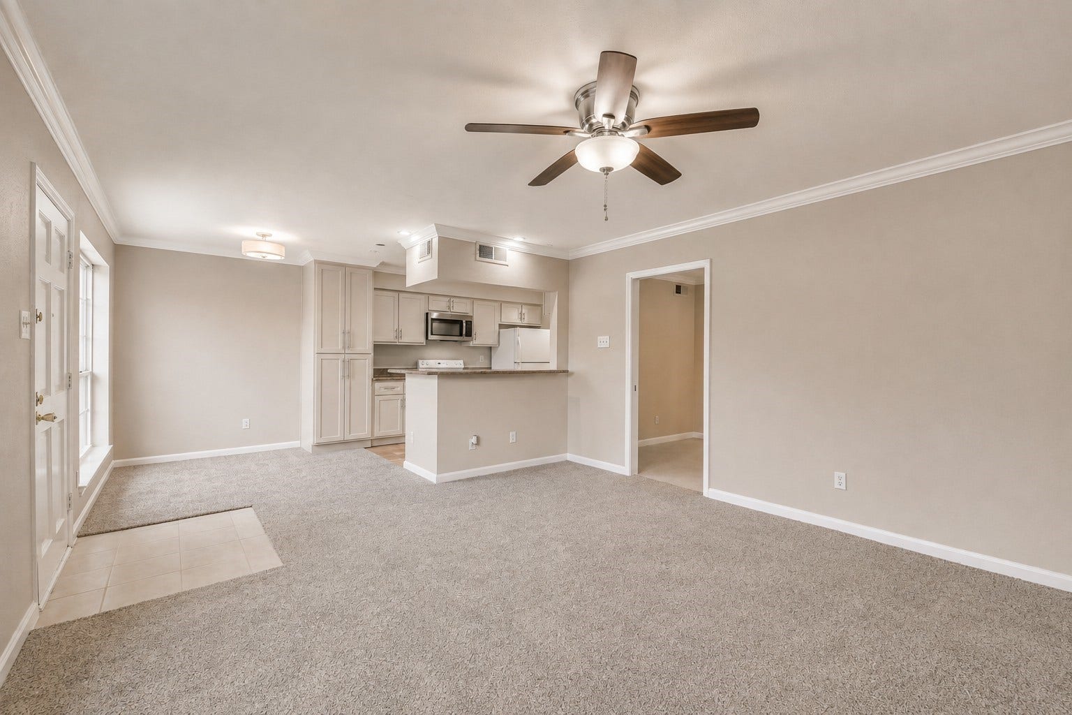 1687 W Sam Houston Parkway S, Houston, TX 77042 Family Room & Kitchen