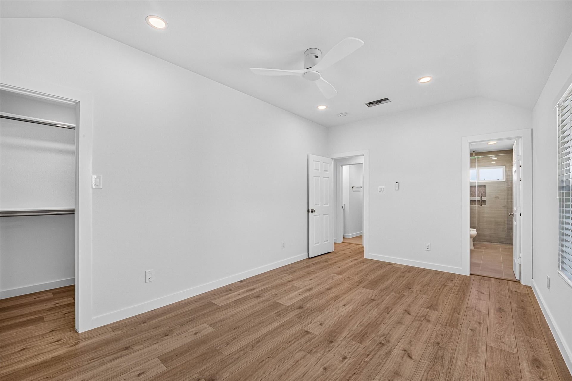 12615 Verdant Brook Drive, Houston, TX 77085 12615 Verdant Brook Drive, Houston, TX 77085