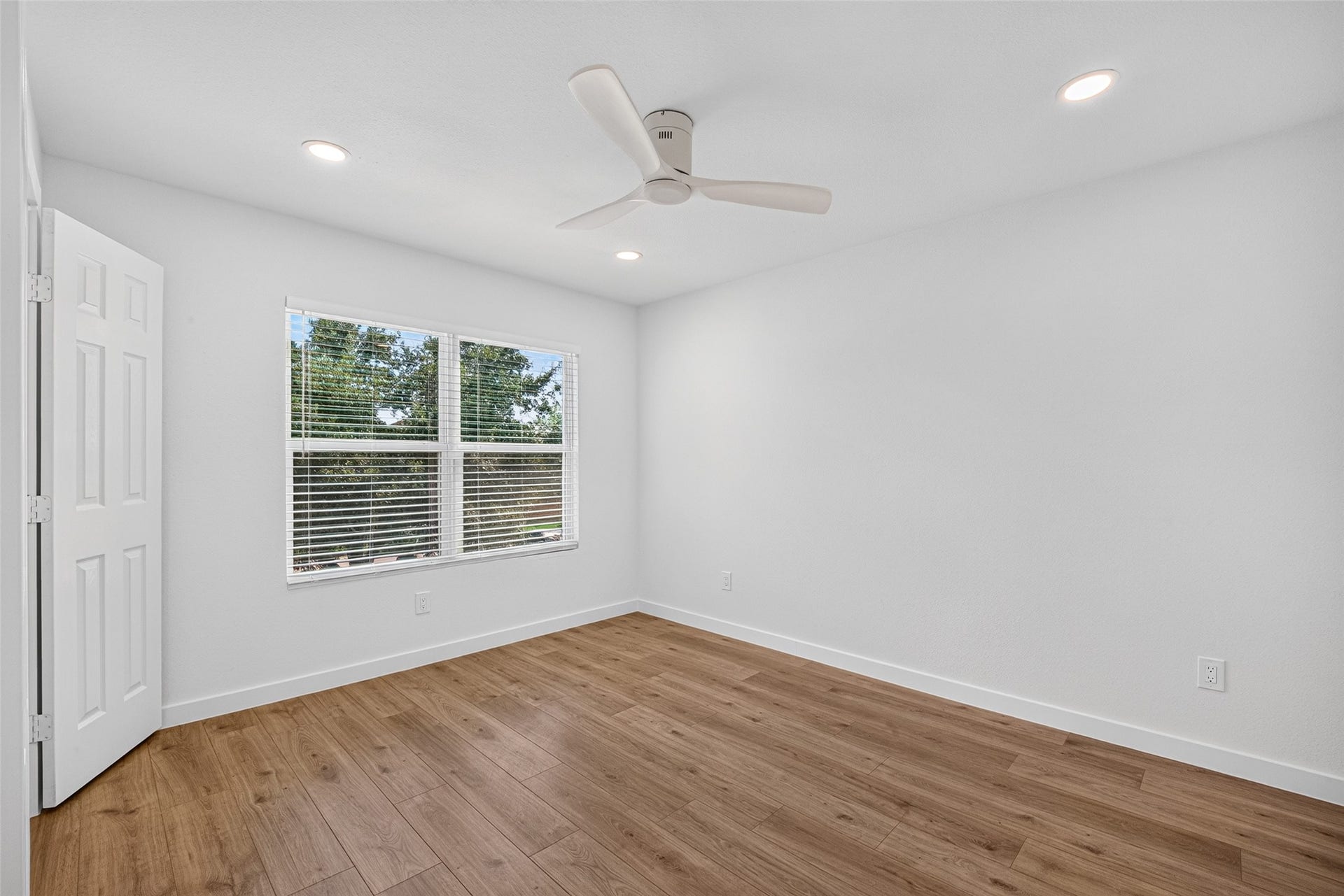12615 Verdant Brook Drive, Houston, TX 77085 12615 Verdant Brook Drive, Houston, TX 77085