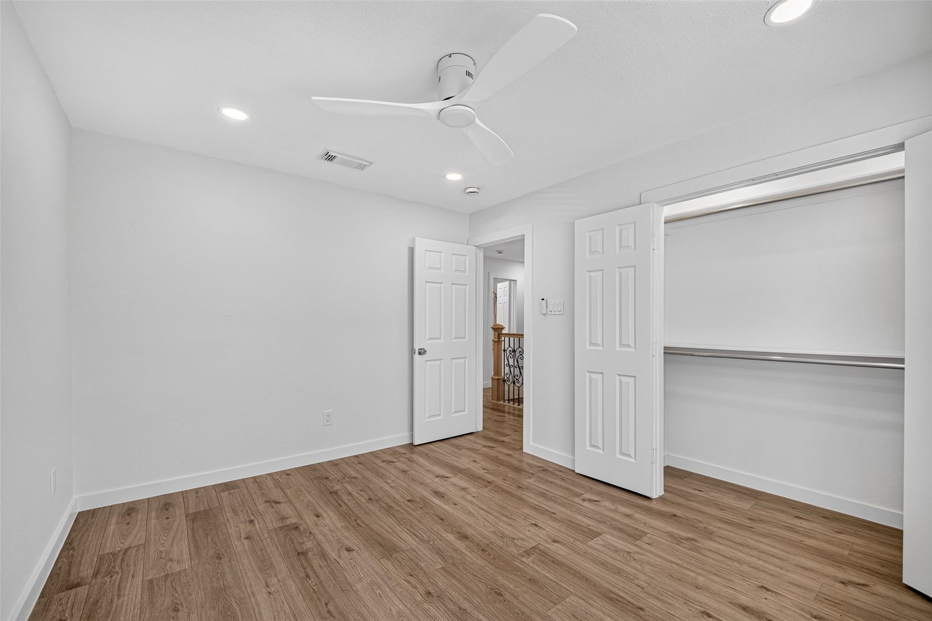 12615 Verdant Brook Drive, Houston, TX 77085 12615 Verdant Brook Drive, Houston, TX 77085
