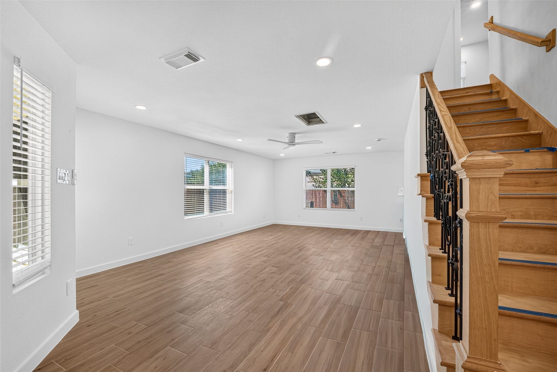 12615 Verdant Brook Drive, Houston, TX 77085 12615 Verdant Brook Drive, Houston, TX 77085