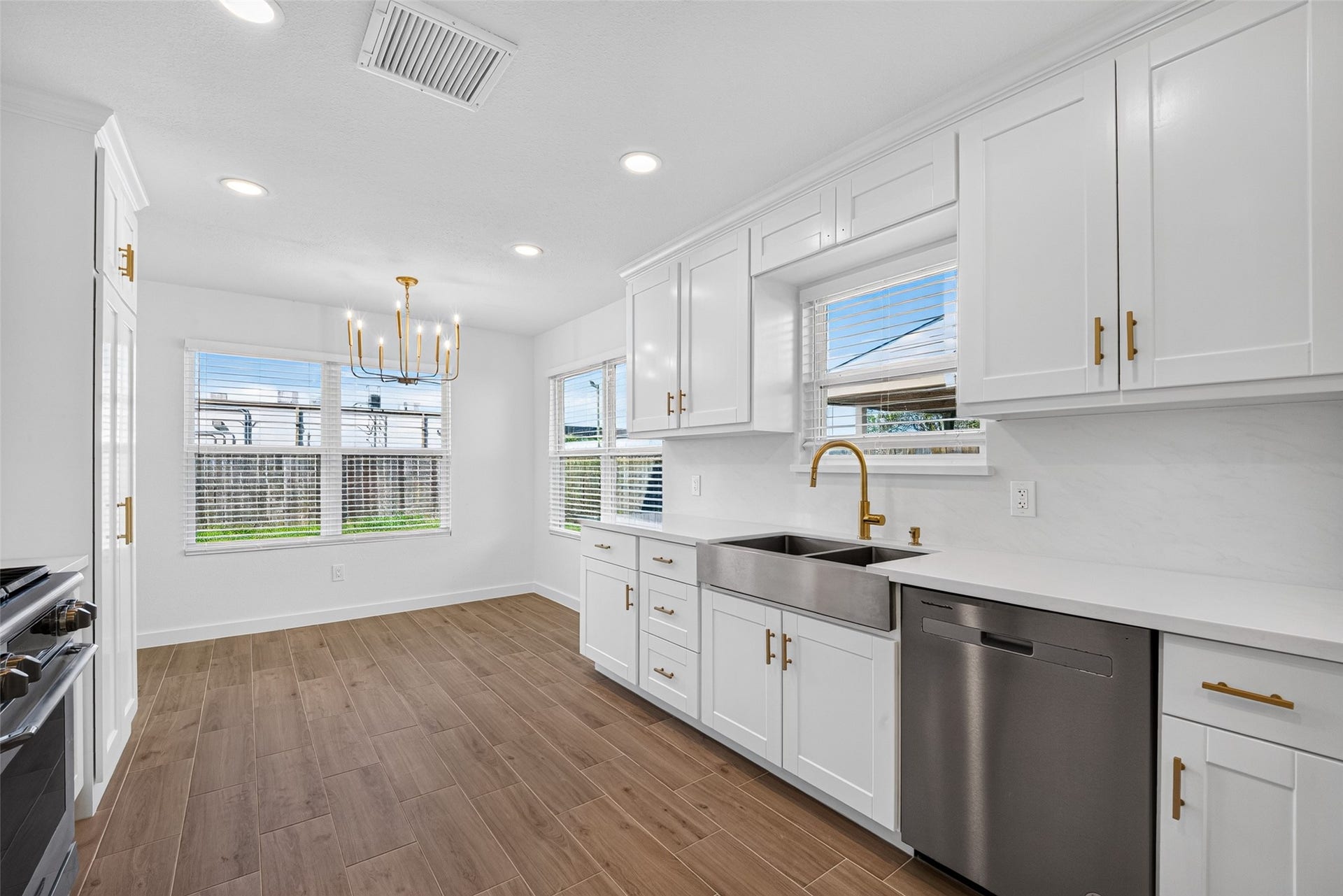 12615 Verdant Brook Drive, Houston, TX 77085 12615 Verdant Brook Drive, Houston, TX 77085