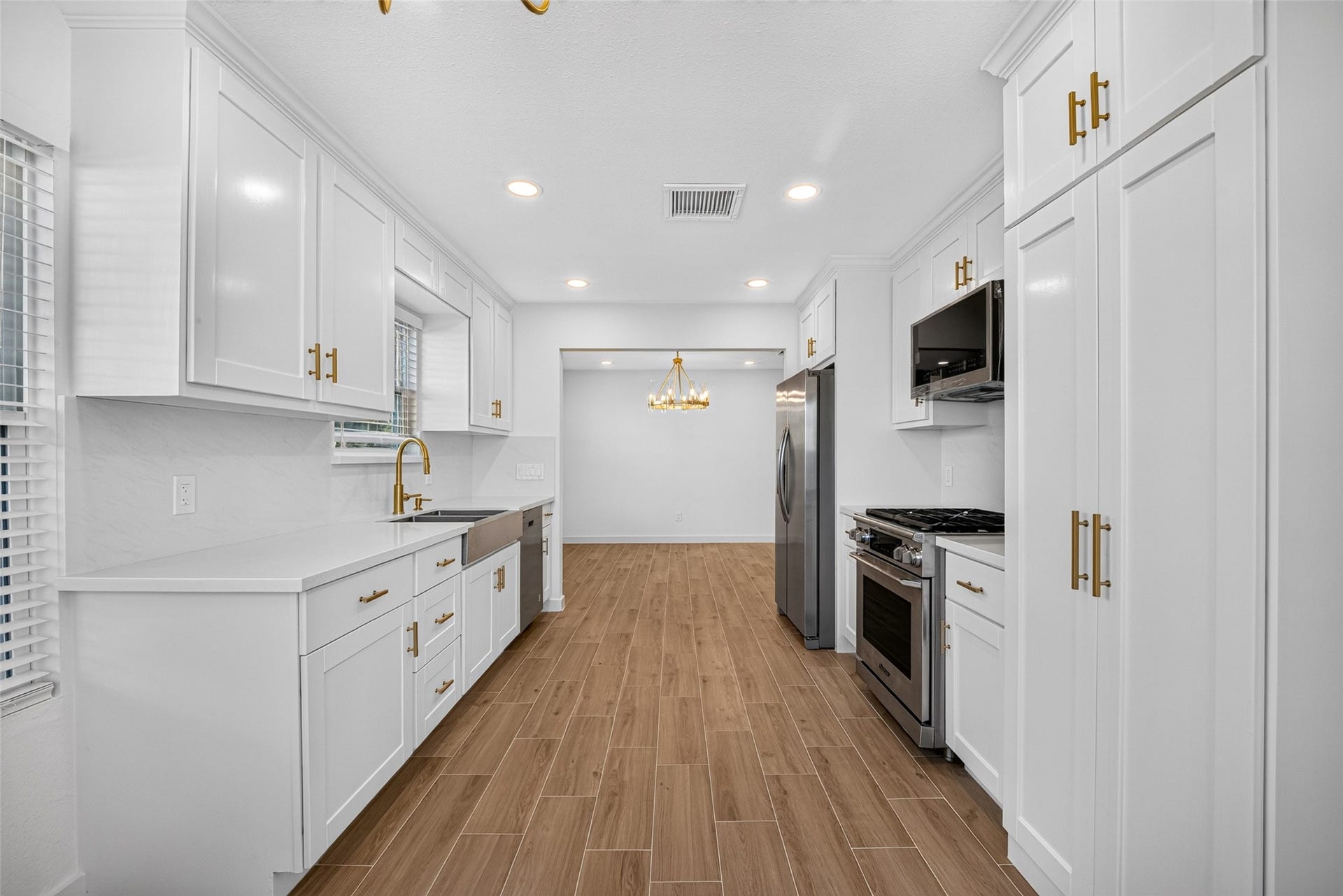 12615 Verdant Brook Drive, Houston, TX 77085 12615 Verdant Brook Drive, Houston, TX 77085