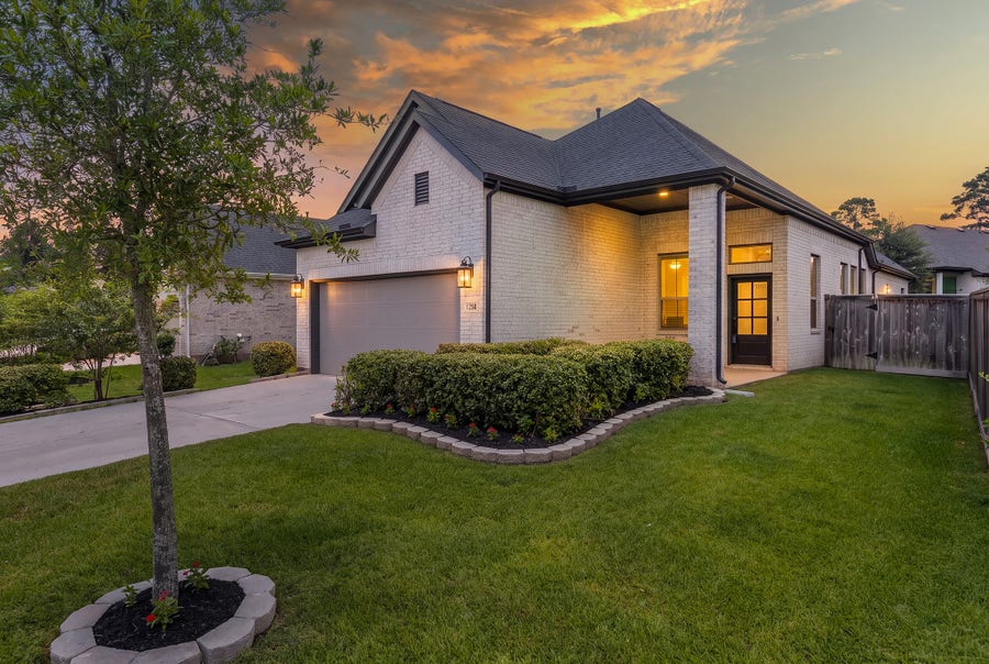 Property photo for 120 Lukewood Circle, Conroe, TX