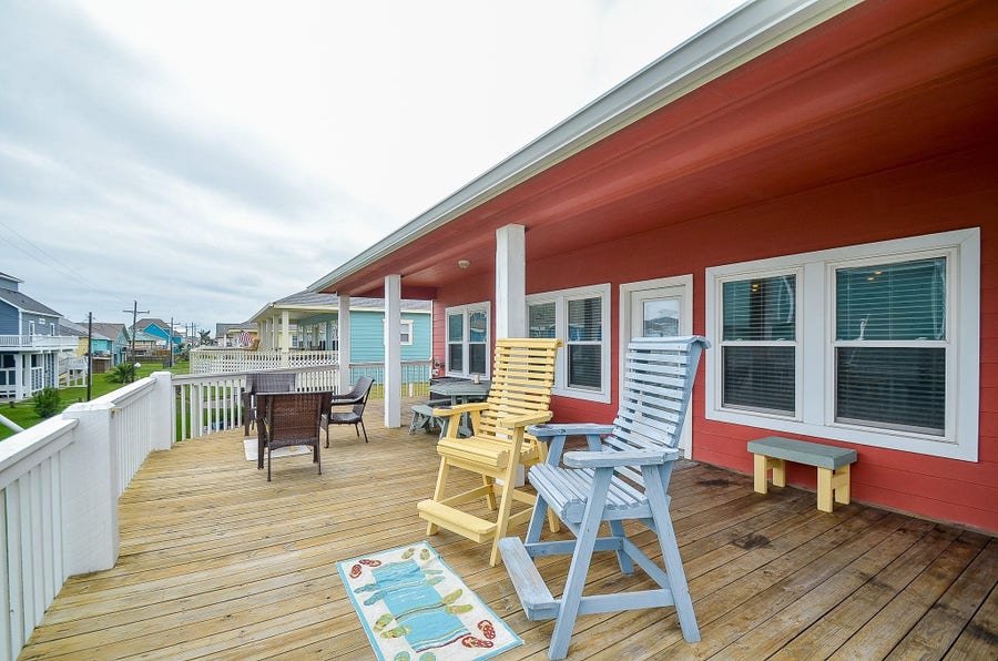 Property photo for 3346 Pirates Cove, Crystal Beach, TX