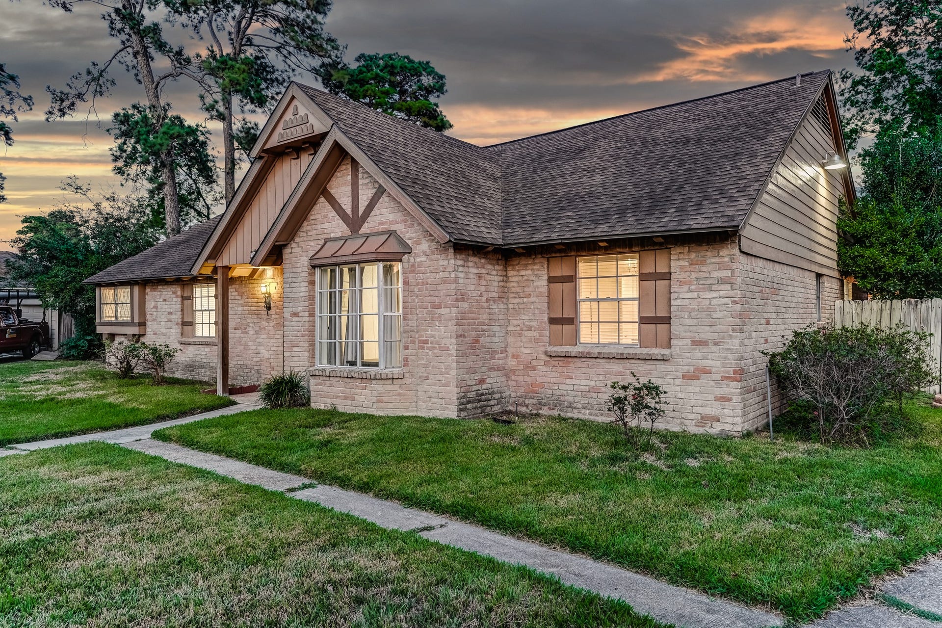 1130 Old Mill Lane, Houston, TX 77073 1130 Old Mill Lane, Houston, TX 77073