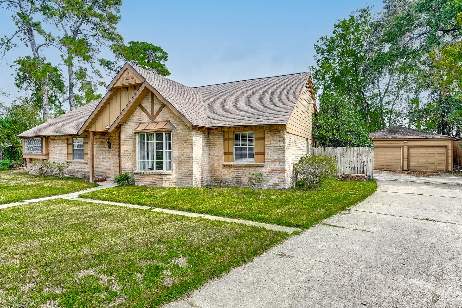 1130 Old Mill Lane, Houston, TX 77073 1130 Old Mill Lane, Houston, TX 77073