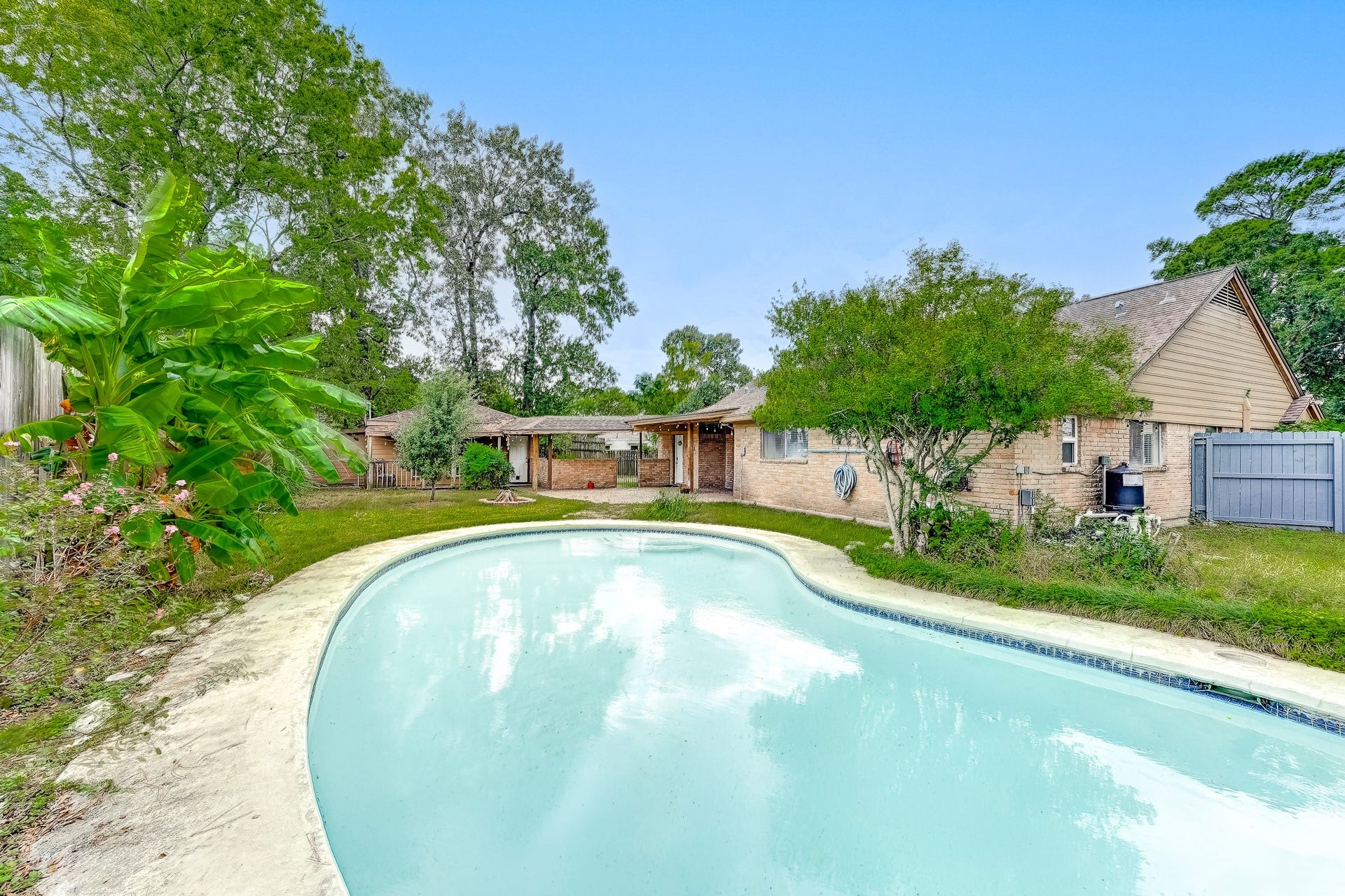 1130 Old Mill Lane, Houston, TX 77073 1130 Old Mill Lane, Houston, TX 77073